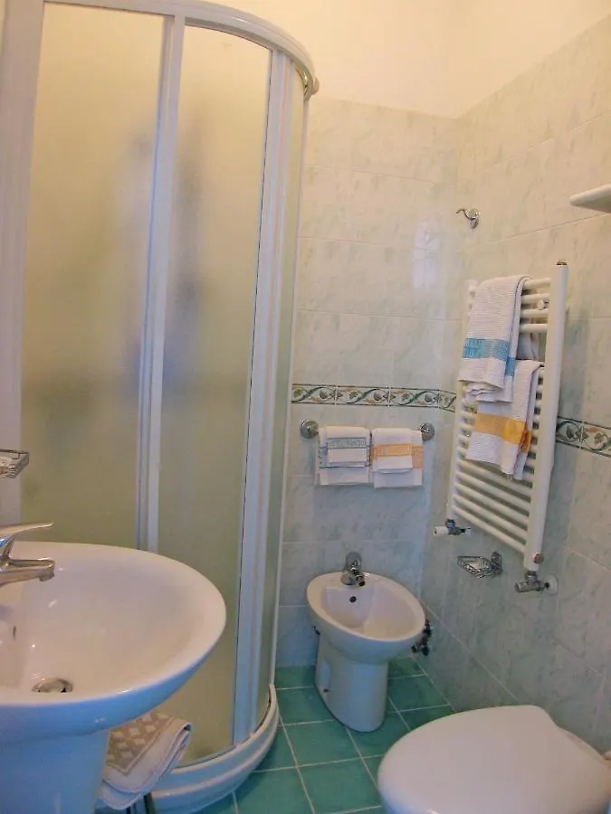 Hotel Torino Arma di Taggia 3*,  Italia
